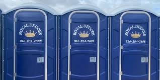 Best Portable Toilets for Parks and Recreation Areas  in Clewiston, FL